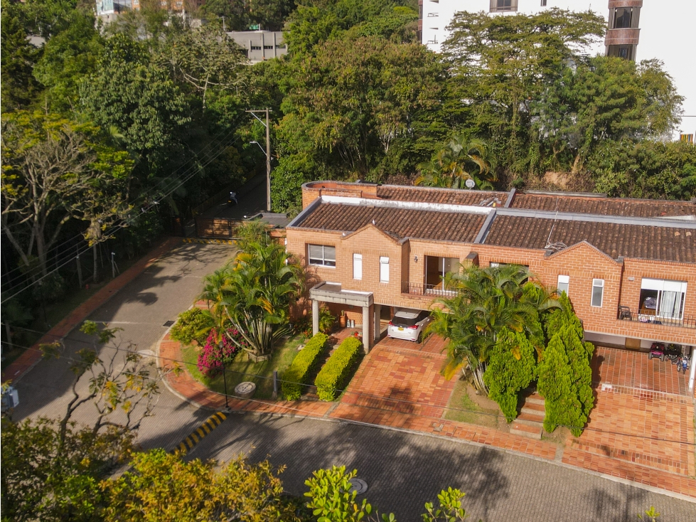 VENTA DE CASA DE 2 NIVELES PARA REMODELAR EN SAN LUCAS POBLADO — foto 2