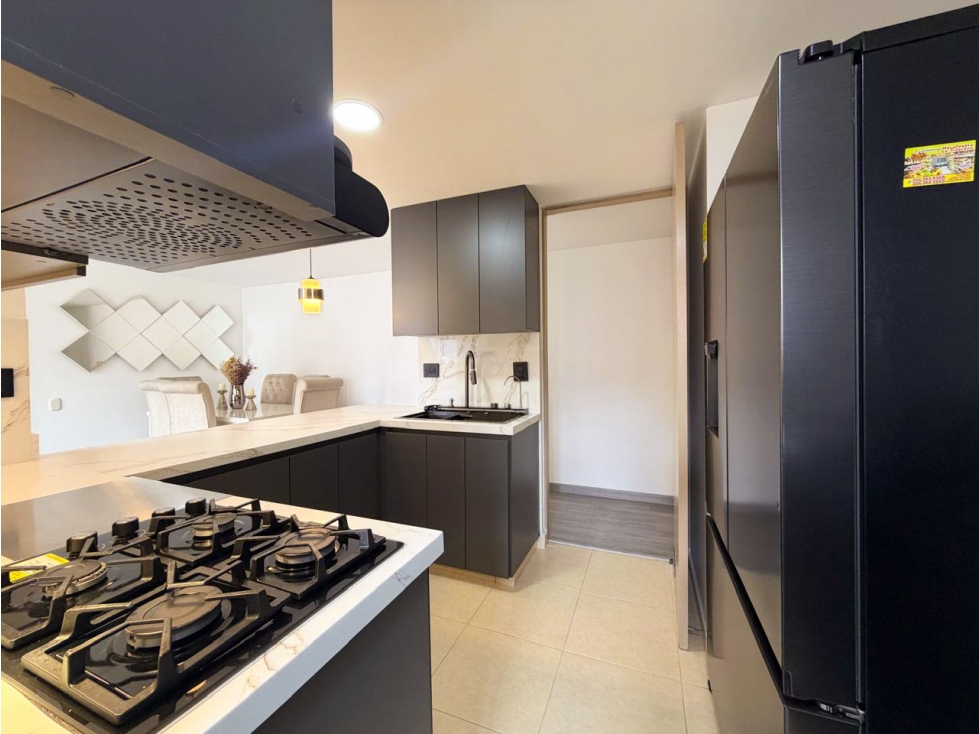 EN VENTA APARTAMENTO REMODELADO EN SAN JOSÉ PARTE BAJA — foto 4