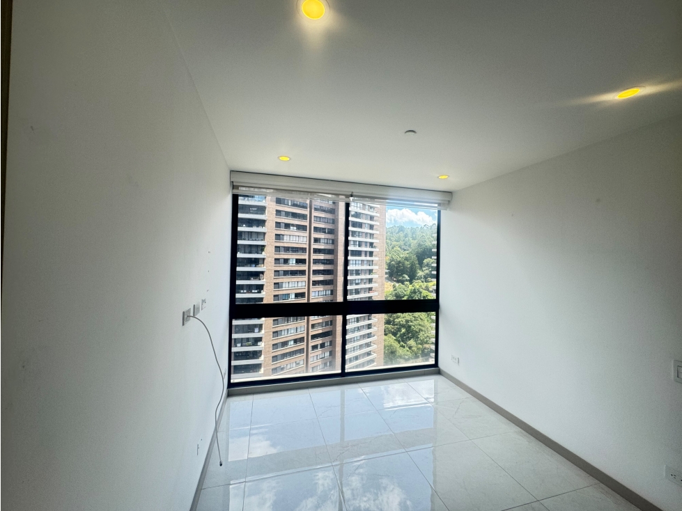 APARTAMENTO EN VENTA | EL POBLADO VIERZO — foto 4