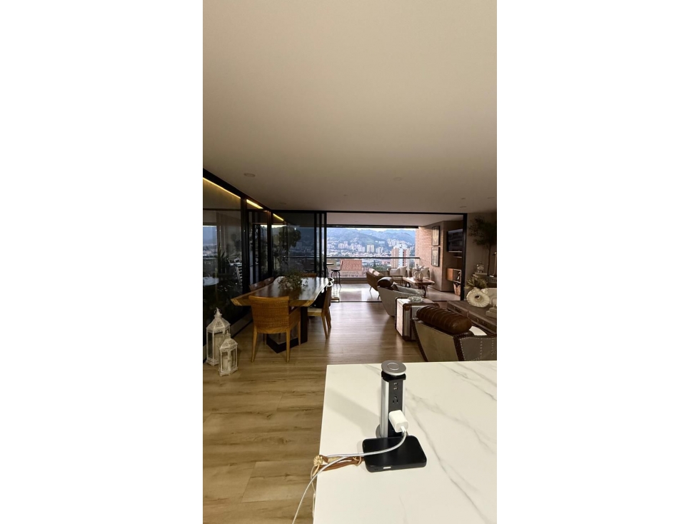 APARTAMENTO EN ARRIENDO UNIDAD MONTREAL, EL POBLADO — foto 2
