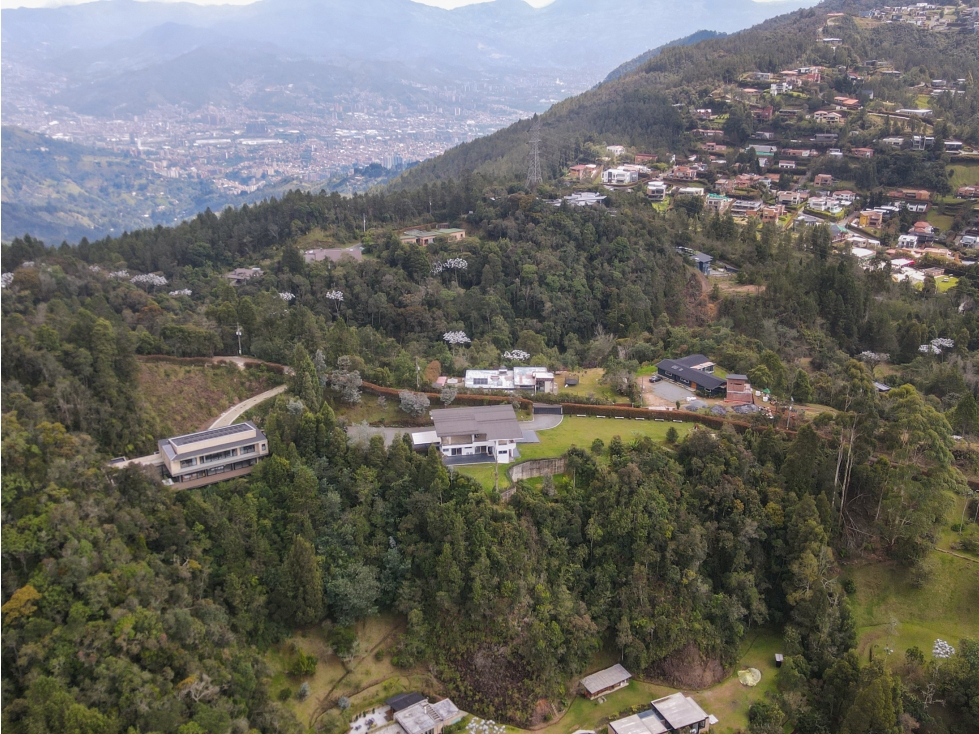 CASA CAMPESTRE EN VENTA EN EL ALTO DEL ESCOBERO — foto 5
