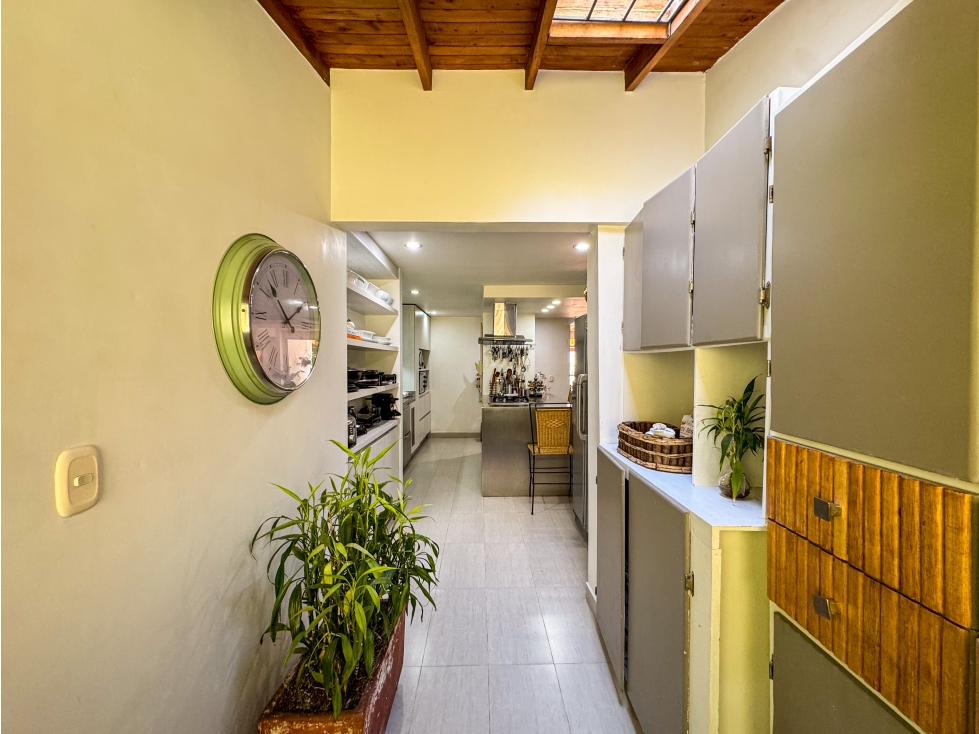 APARTAMENTO EN VENTA CON TERRAZA EN EL CAMPESTRE EL POBLADO — foto 6
