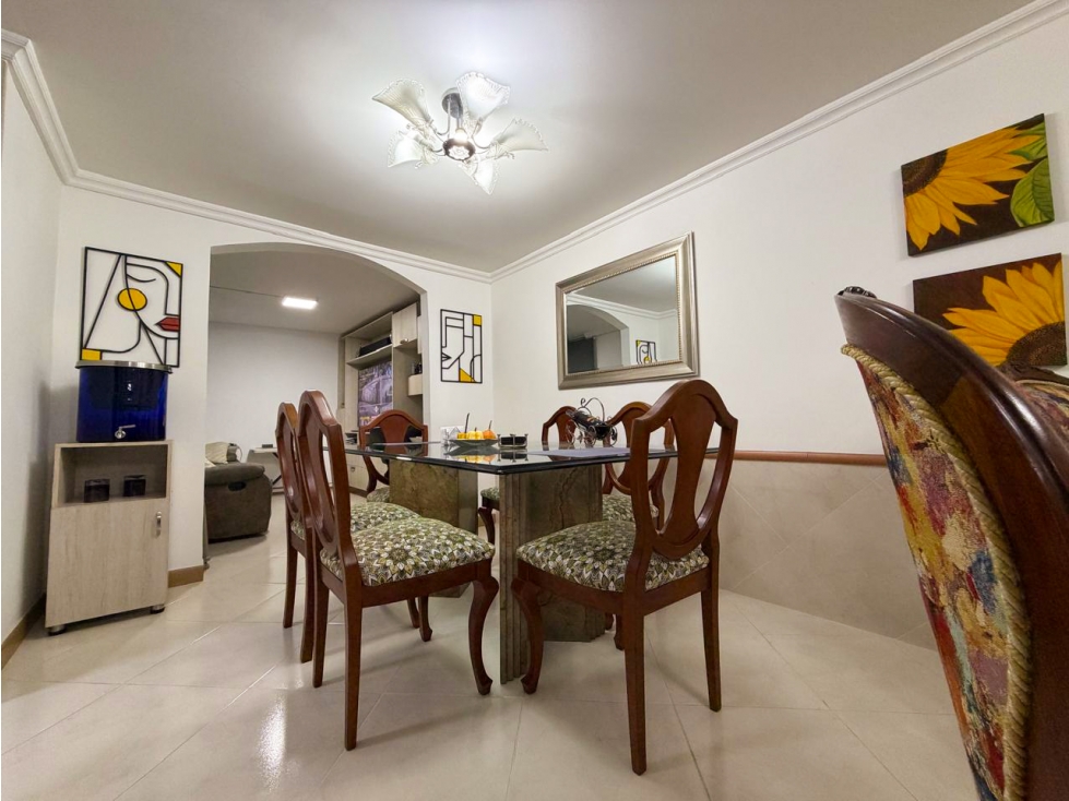 EN VENTA HERMOSA CASA EN SABANETA PARTE PLANA — foto 5