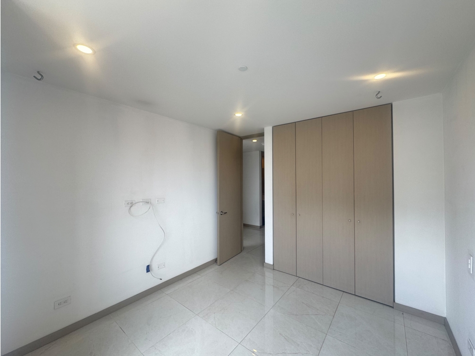 APARTAMENTO EN VENTA | EL POBLADO VIERZO — foto 5