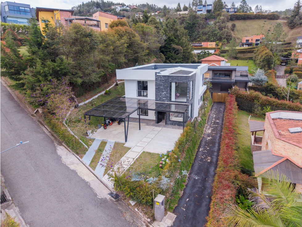 VENTA CASA CAMPESTRE DE DOS NIVELES ALTO DEL ESCOBERO ENVIGADO — foto 6