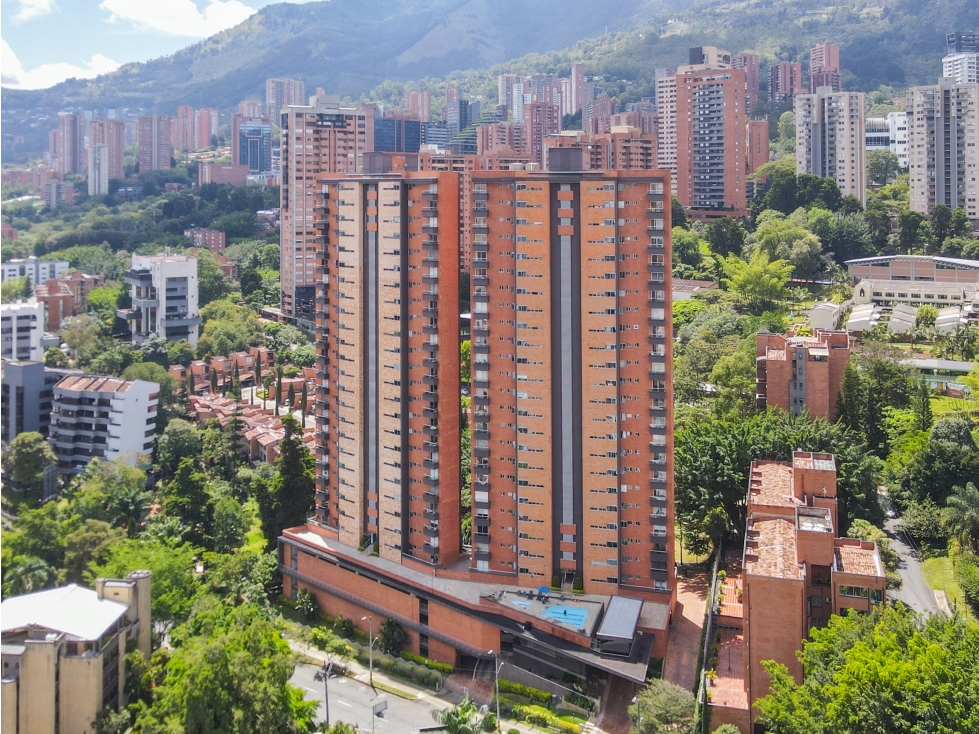VENTA APARTAMENTO CON VISTA A LA CIUDAD EN LOS BALSOS