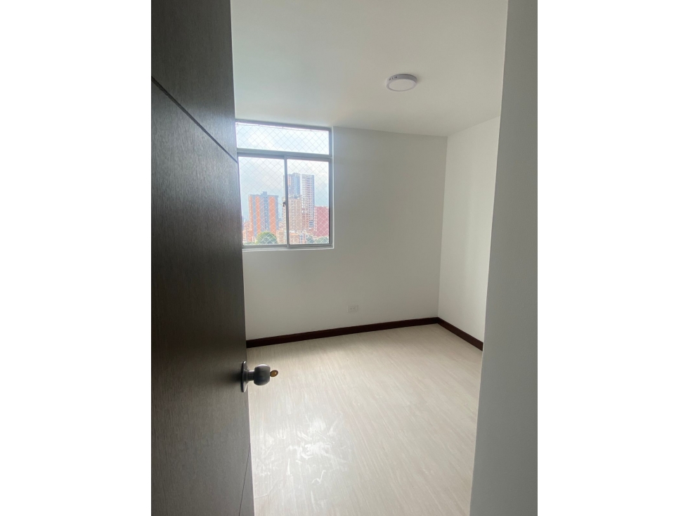 EN VENTA APARTAMENTO EN PARTE PLANA SABANETA — foto 6