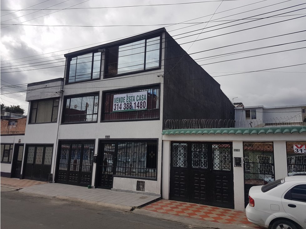 Venta o Permuta Casa en Barrio La Alquería Bogota — foto 2