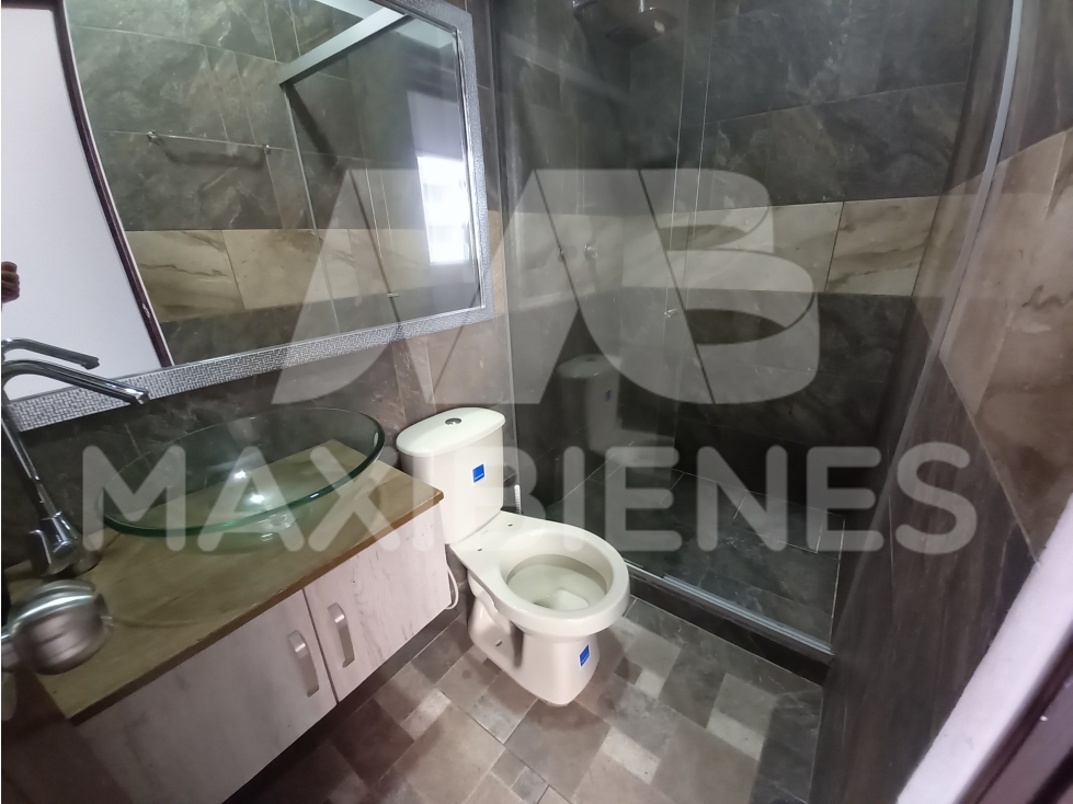 APARTAMENTO EN ARRIENDO EN EL SECTOR DE SANTA LUCIA — foto 5