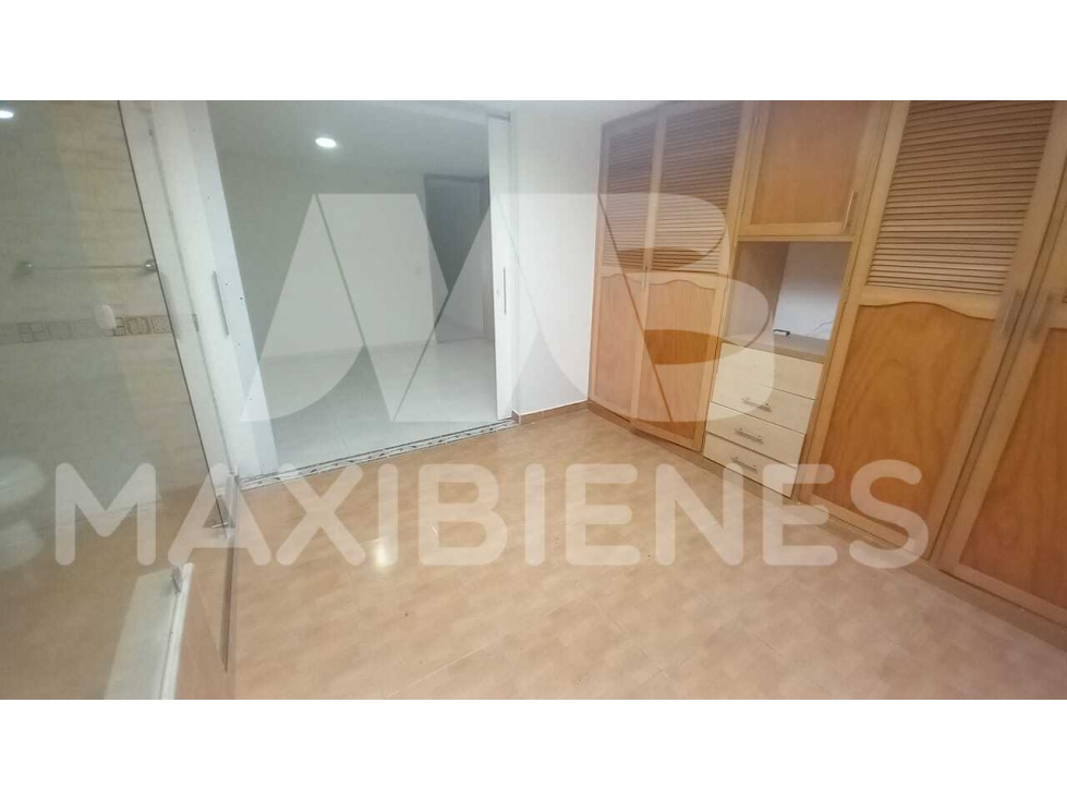 APARTAMENTO EN ARRIENDO EN EL SECTOR DE CALASANZ — foto 3