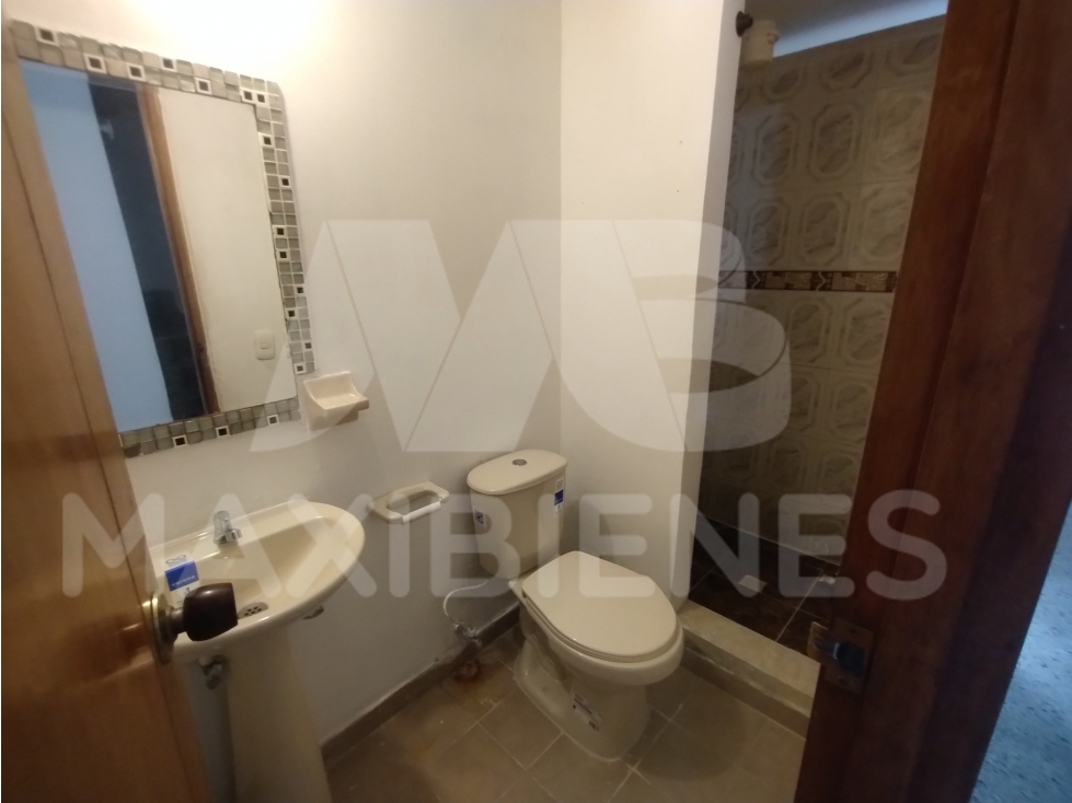 APARTAMENTO EN ARRIENDO SECTOR LAURELES — foto 4