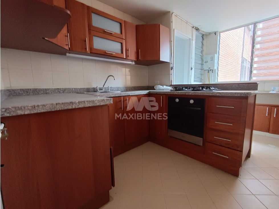 APARTAMENTO EN ARRIENDO SECTOR LAURELES — foto 5