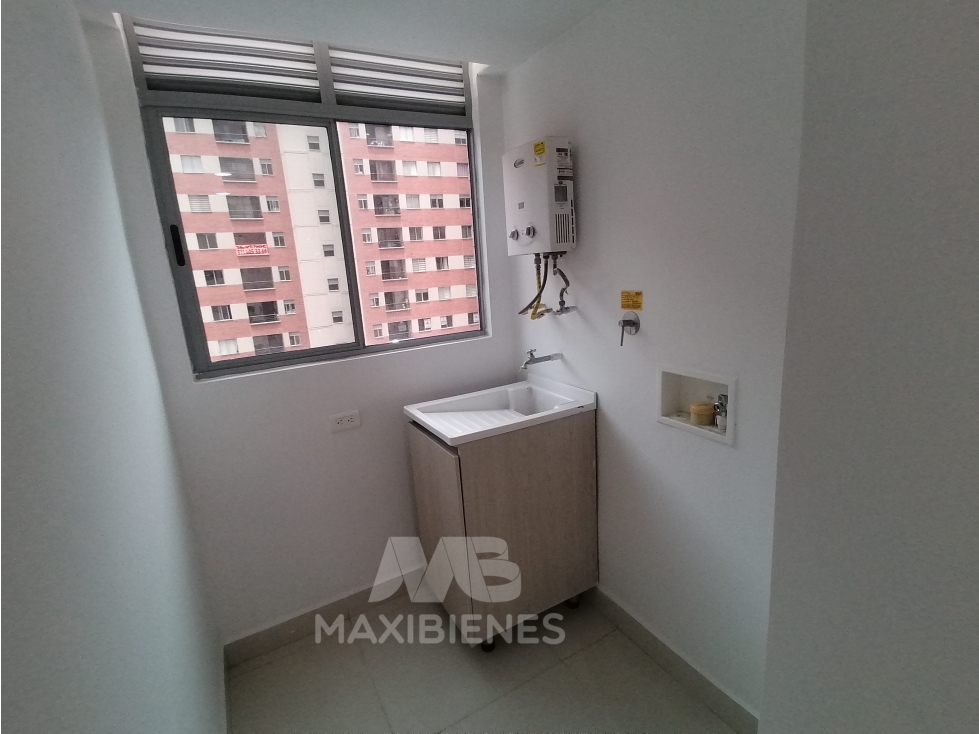 APARTAMENTO PARA ARRIENDO UBICADO EN BELLO — foto 5