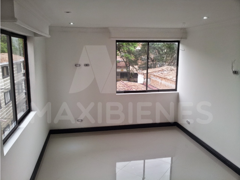 APARTAMENTO EN ARRIENDO EN EL SECTOR DE SANTA LUCIA — foto 2