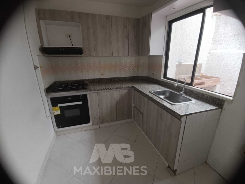 APARTAMENTO PARA ARRIENDO UBICADO EN BELLO — foto 3