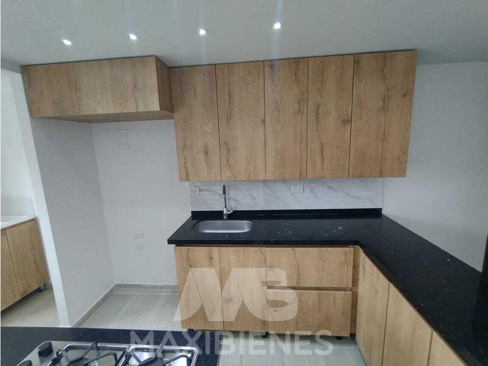 APARTAMENTO PARA ARRIENDO UBICADO EN BELLO — foto 4