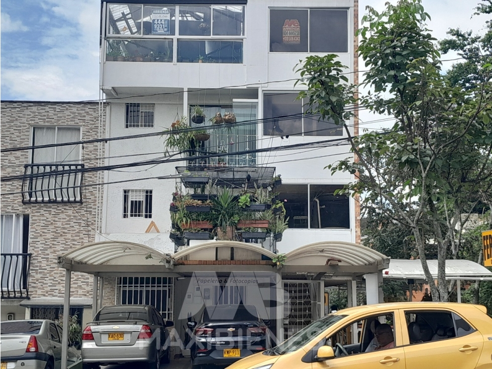 APARTA ESTUDIO PARA ARRIENDO UBICADO EN BELLO