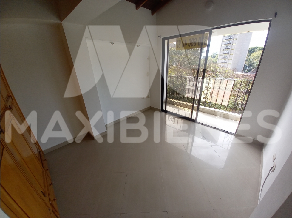 APARTAMENTO EN ARRIENDO EN EL SECTOR DE FLORESTA — foto 3