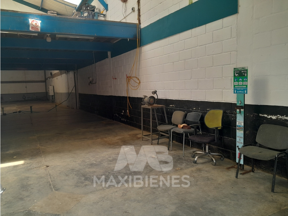 BODEGA PARA ARRIENDO UBICADA EN BARBOSA - 5