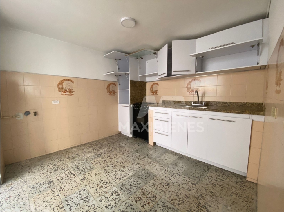 CASA EN ARRIENDO UBICADO EN ITAGUI — foto 2