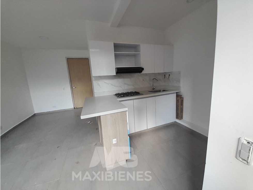 APARTAMENTO PARA ARRIENDO UBICADO EN BELLO — foto 2
