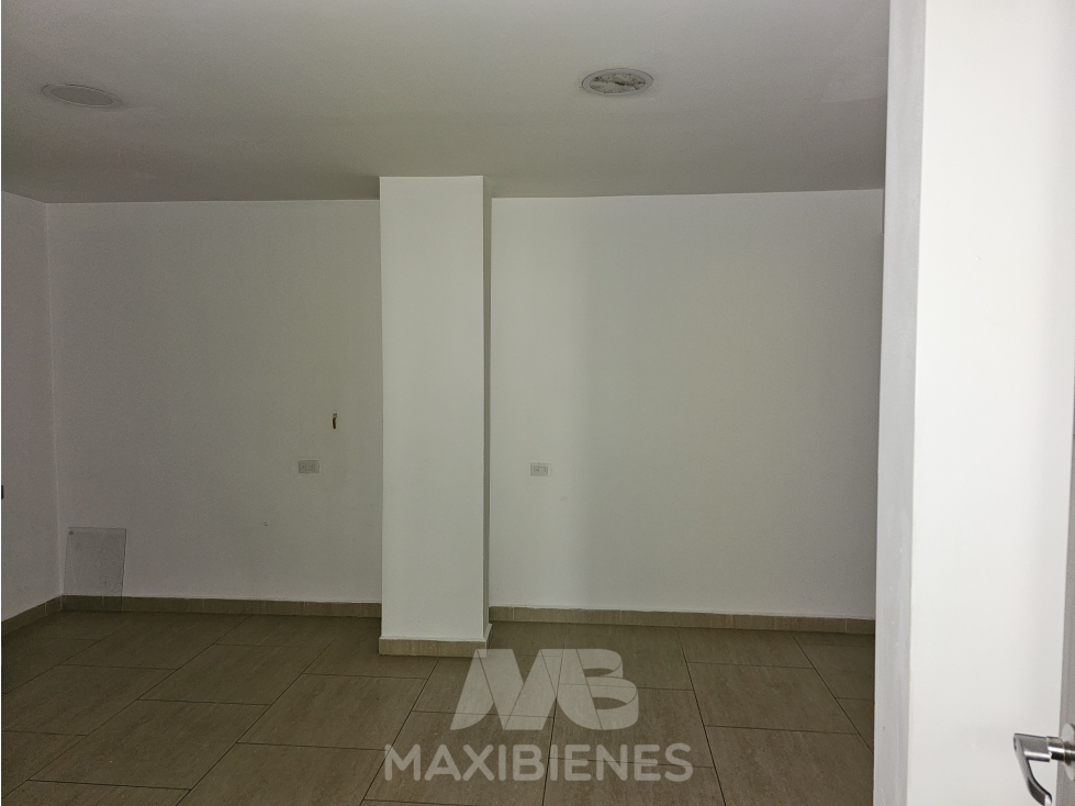 LOCAL PARA ARRIENDO UBICADO EN COPACABANA - 6
