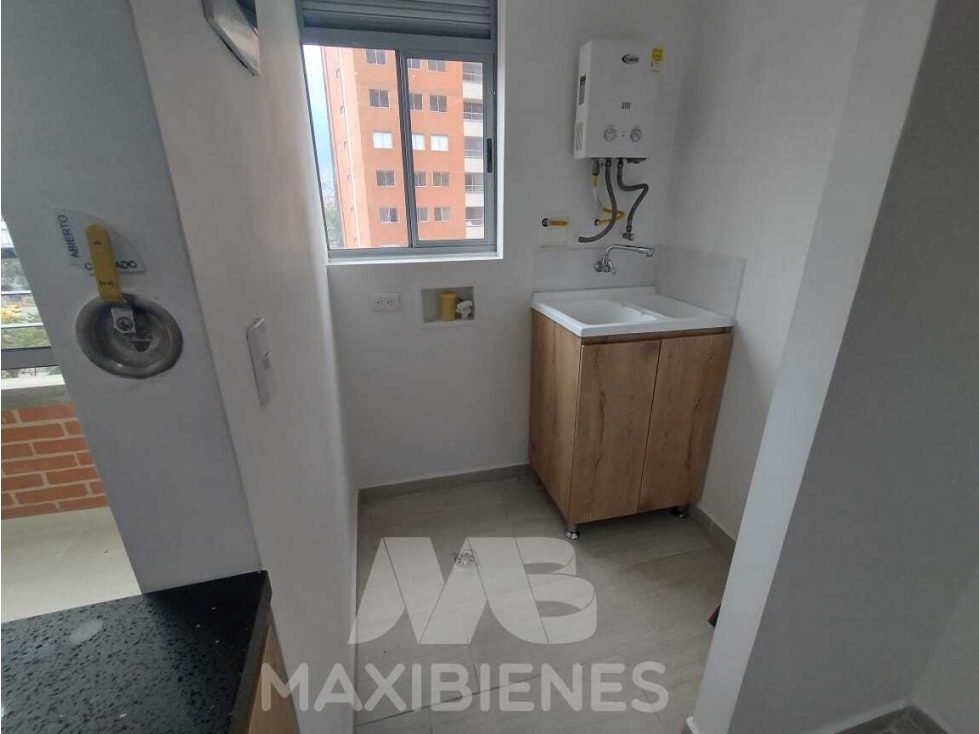 APARTAMENTO PARA ARRIENDO UBICADO EN BELLO — foto 5