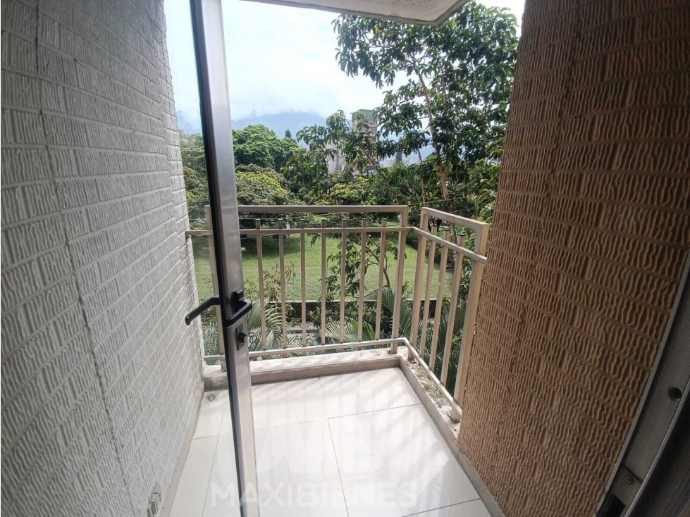 APARTAMENTO PARA ARRIENDO UBICADO EN BELLO — foto 5