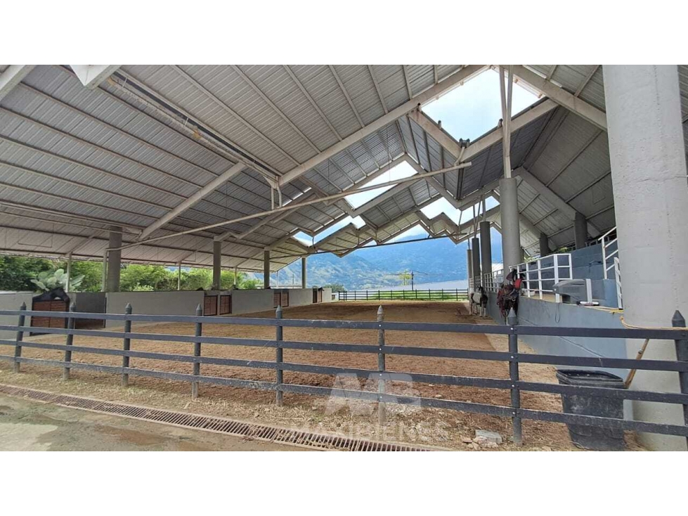 FINCA DISPONIBLE PARA ARRIENDO PARCELACION TIERRA LINDA, COPACABANA - 3