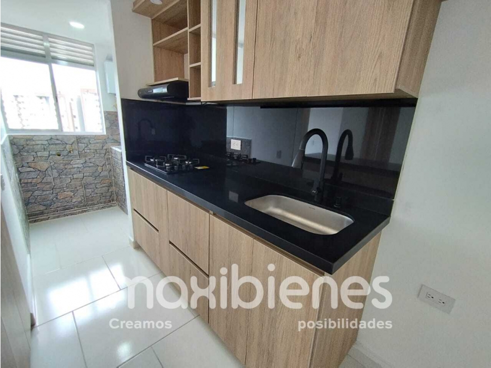 SE ARRIENDA APARTAMENTO EN SANTA ANA BELLO.