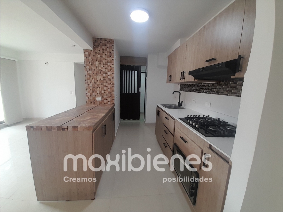 SE ARRIENDA APARTAMENTO EN SANTA ANA BELLO.