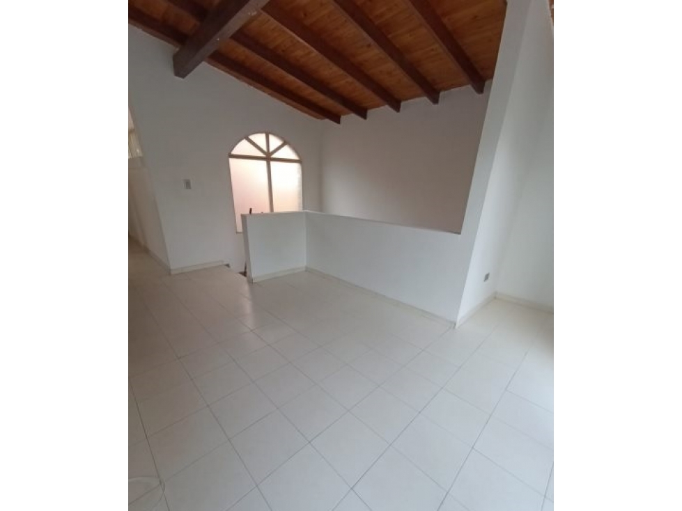 CASA EN VENTA SECTOR SAN JAVIER