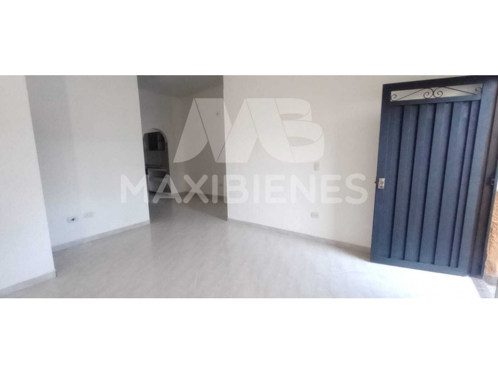 CASA EN ARRIENDO EN EL SECTOR DE SANTA LUCIA - 1