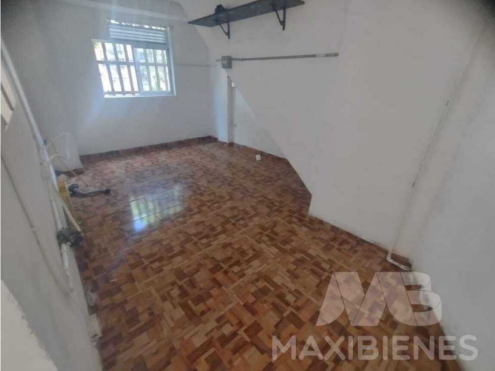 LOCAL PARA ARRIENDO UBICADO EN BELLO - 5