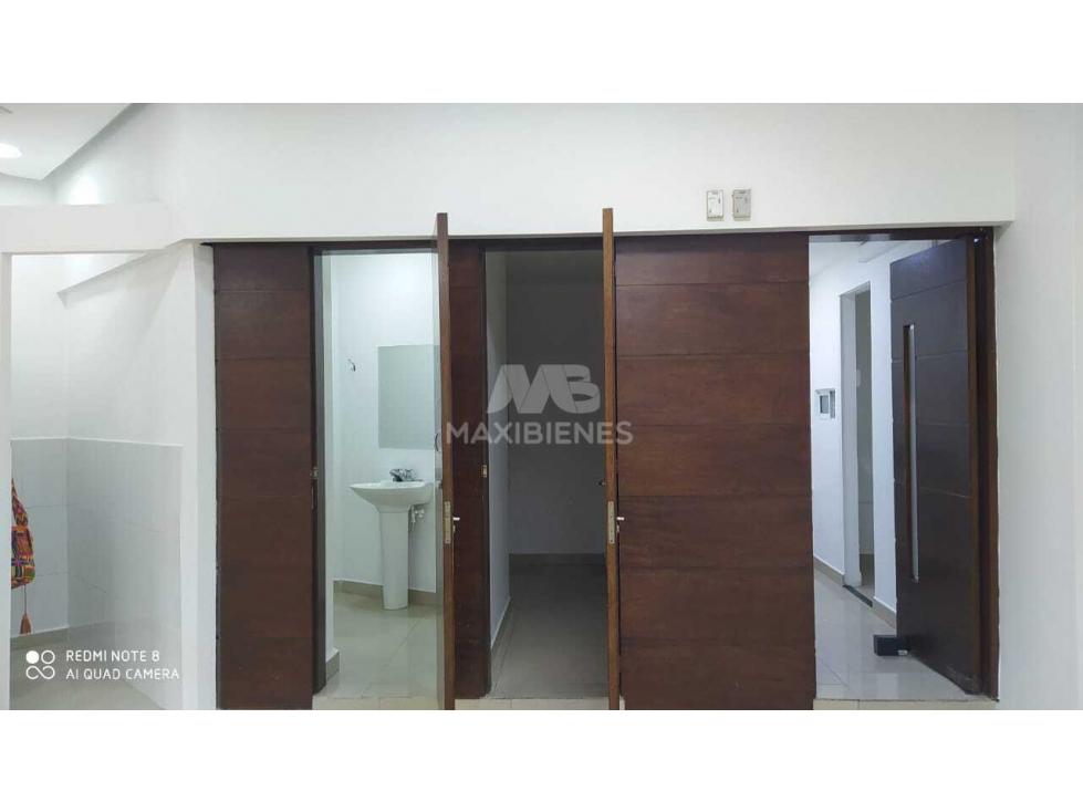 LOCAL EN VENTA EN EL CENTRO DE MEDELLIN — foto 2