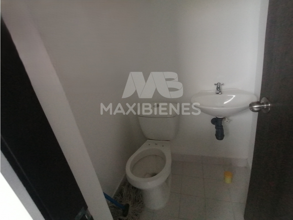 LOCAL PARA ARRIENDO UBICADO EN COPACABANA - 6
