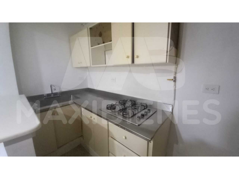 APARTAESTUDIO EN ARRIENDO EN EL SECTOR DE SAN JAVIER — foto 3
