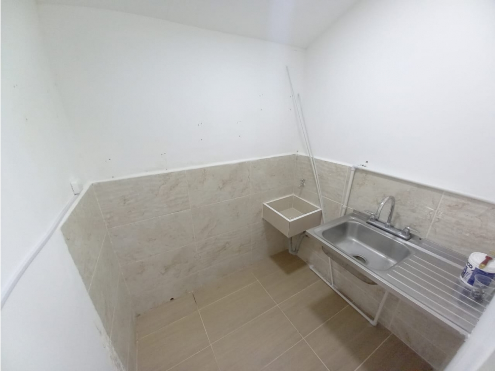 LOCAL COMERCIAL EN ARRIENDO SECTOR CALASANZ