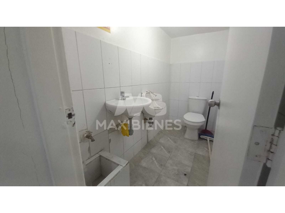 LOCAL EN ARRIENDO SECTOR LAURELES SAN JOAQUIN, MEDELLIN
