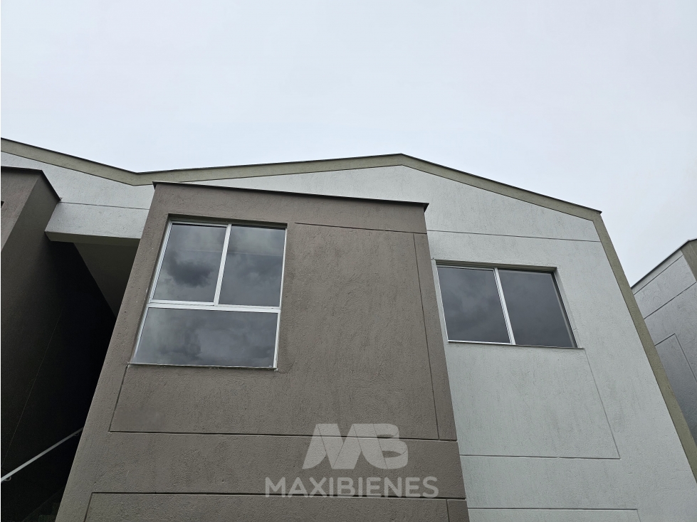 APARTAMENTO EN VENTA UBICADA EN GIRARDOTA - 1