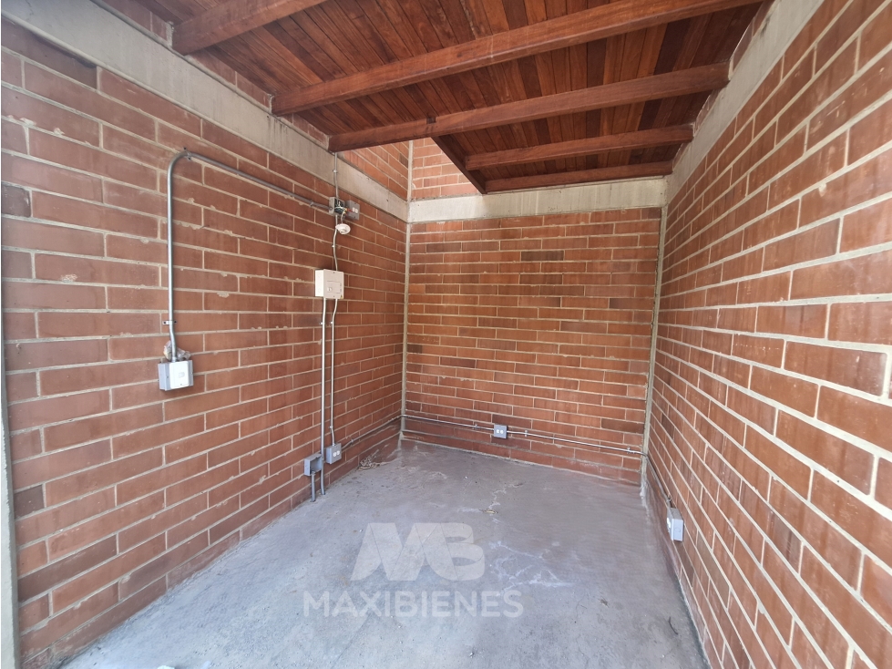 LOCAL PARA ARRIENDO UBICADO EN GIRARDOTA - 1