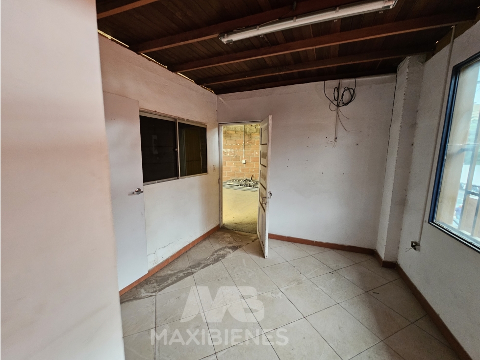 BODEGA PARA ARRIENDO UBICADO EN BELLO - 2