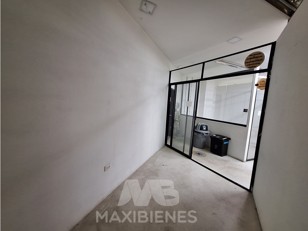 LOCAL PARA ARRIENDO UBICADO EN COPACABANA - 1