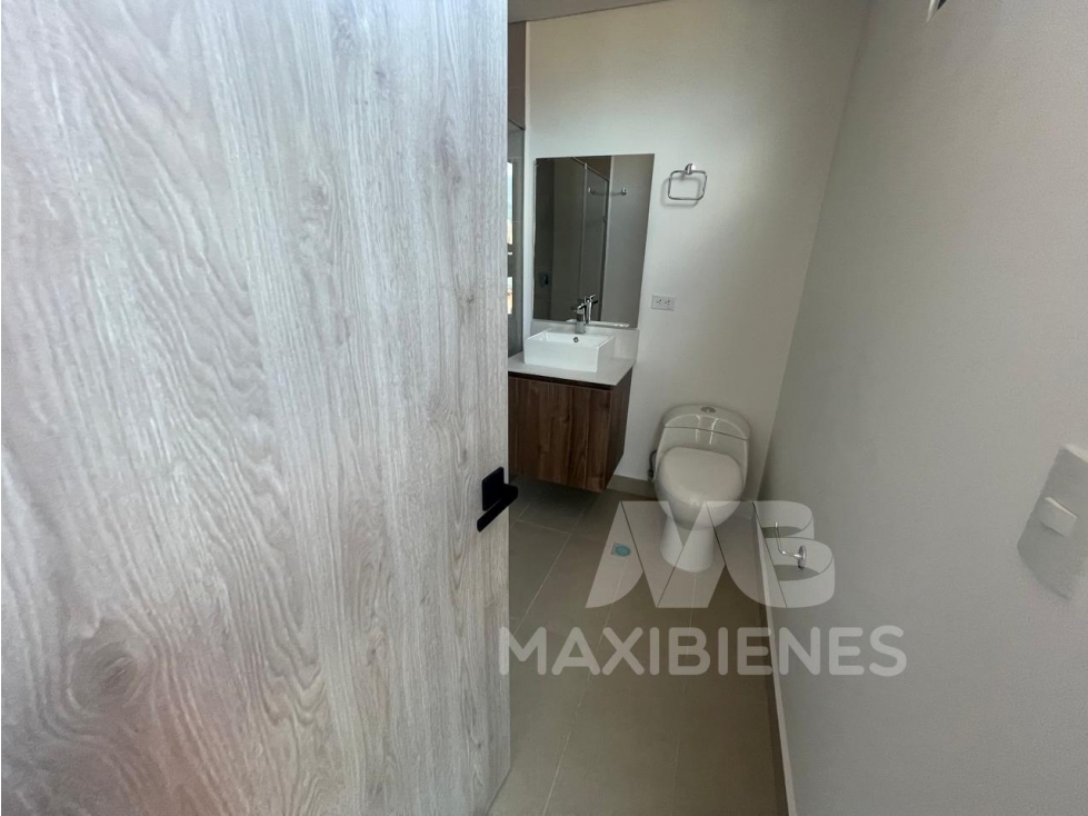 APARTA ESTUDIO EN ARRIENDO SECTOR LAURELES