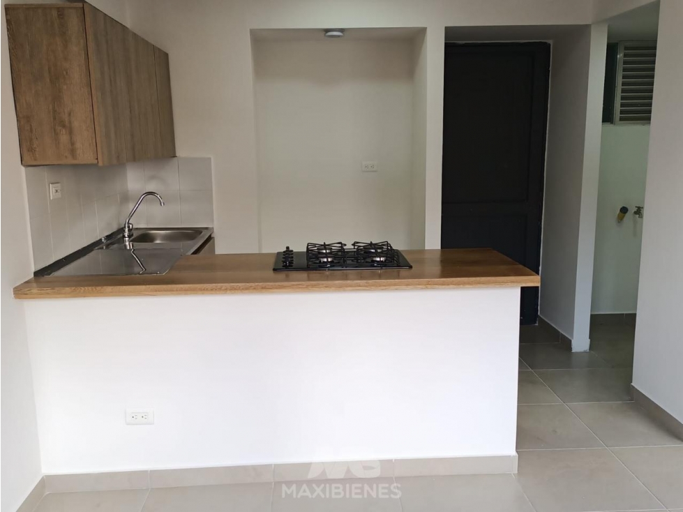 APARTA ESTUDIO PARA ARRIENDO UBICADO EN BELLO