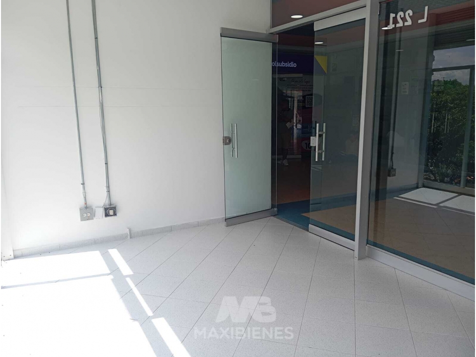 LOCAL PARA ARRIENDO UBICADO EN BELLO — foto 2