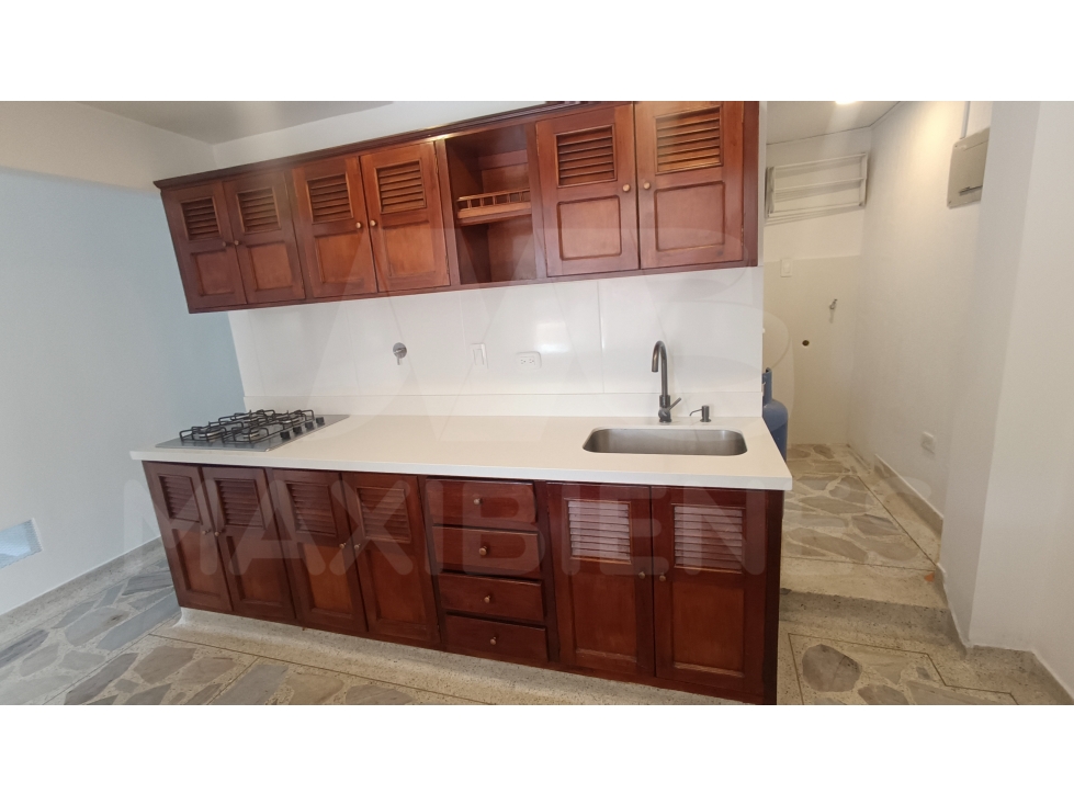 APARTAMENTO EN ARRIENDO EN EL SECTOR DE SURAMERICANA