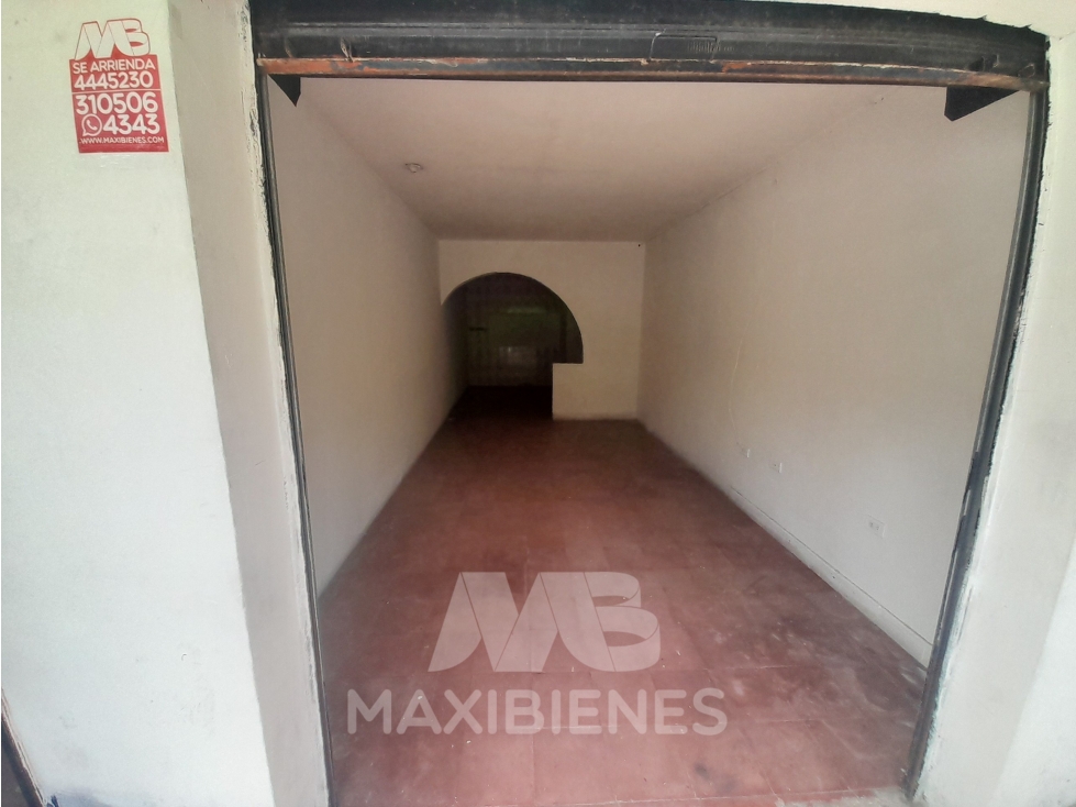 LOCAL PARA ARRIENDO UBICADO EN BARBOSA - 2