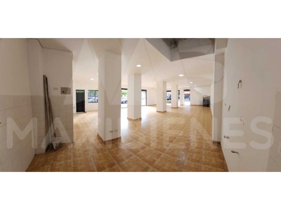 LOCAL EN ARRIENDO EN EL SECTOR DE SANTA LUCIA