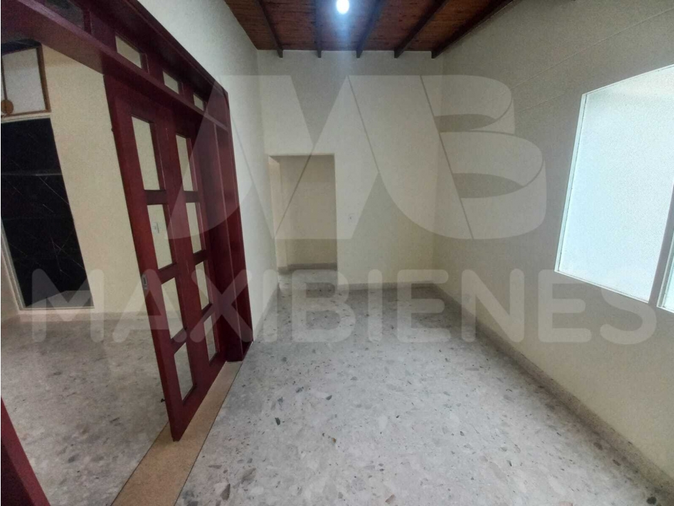 CASA EN ARRIENDO EN EL SECTOR DE FLORESTA